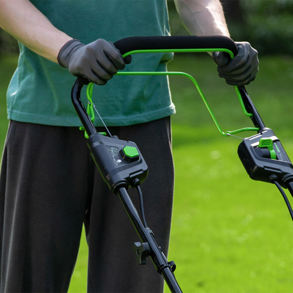 48V Self-Propelled Cordless Lawn Mower 46cm with 2 x 4Ah Batteries