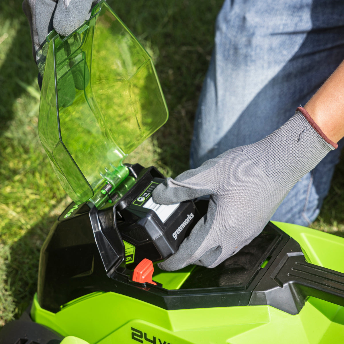 24V Cordless Lawn Mower 33cm with 2Ah Battery & Charger
